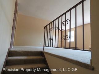 732 Great Plains Ct, Grand Forks ND  58201-7248 exterior