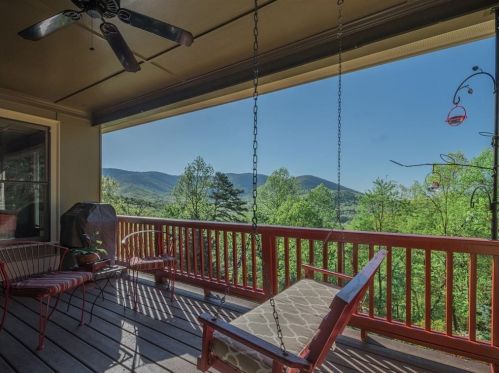 379 Buckeye Trl, Big Canoe GA  30143-7934 exterior