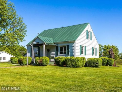 19273 York Rd, Stevensburg, VA 22741-1752