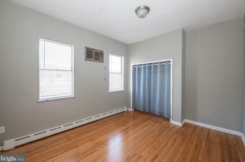 2228 13 St, Philadelphia PA  19133-1009 exterior