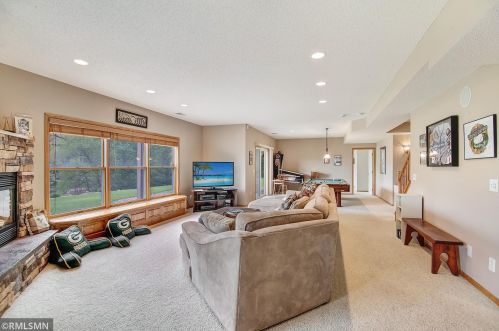 10098 Bridgewater Pkwy, Saint Paul MN  55129-8576 exterior