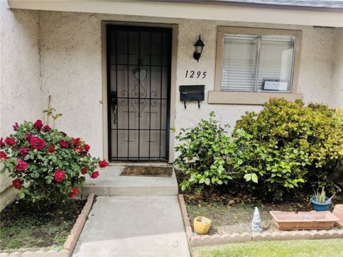 1295 Kraemer Blvd, Placentia, CA 92870-4137