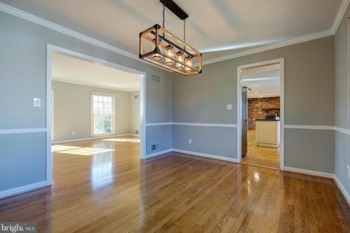 10422 Gatewood Ter, Silver Spring MD 20903-1508 exterior