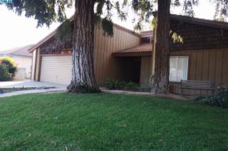 2531 Edison Ct, Visalia, CA 93292-2272