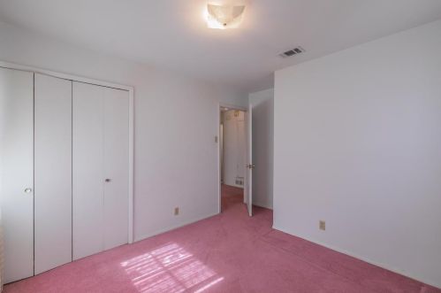 1811 Pleasant Run Rd, Carrollton TX 75006-7539 exterior