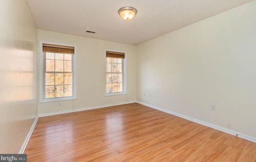 355 Mount Royal Ave, Aberdeen MD  21001-1946 exterior