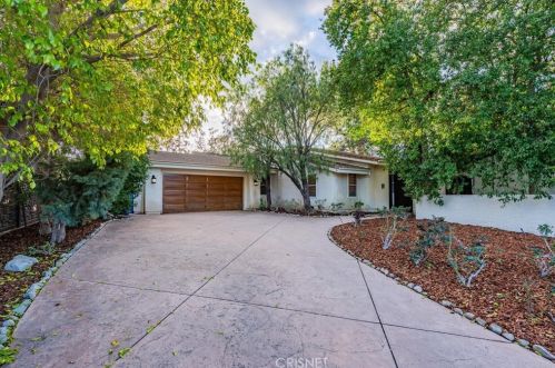 4381 Park Corona, Calabasas, CA 91302-1767
