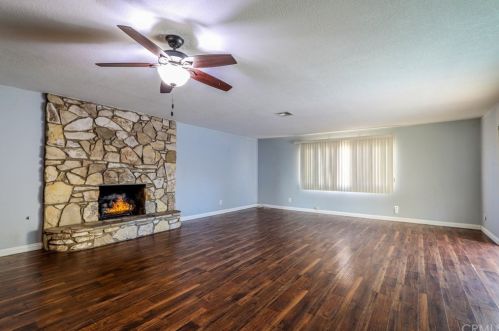 320 Ash St, Anaheim CA  92805-4315 exterior