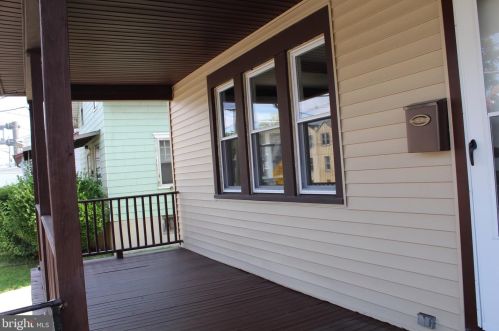 26 Crescent Blvd, Camden NJ  08108-1042 exterior