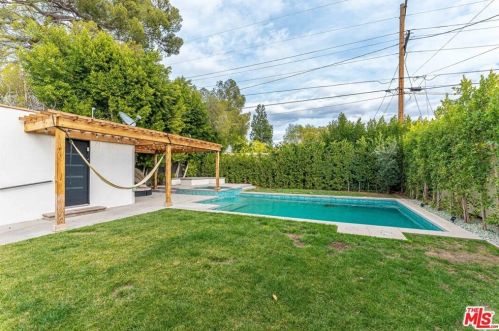 3604 Rosemary Ave, Glendale CA 91208-1216 exterior