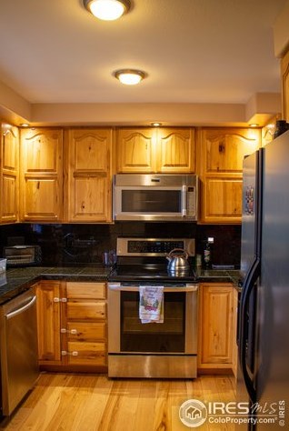 5303 Fossil Ridge Dr, Fort Collins, CO 80525-3817