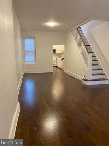 613 Front St, Camden NJ  08102-2129 exterior