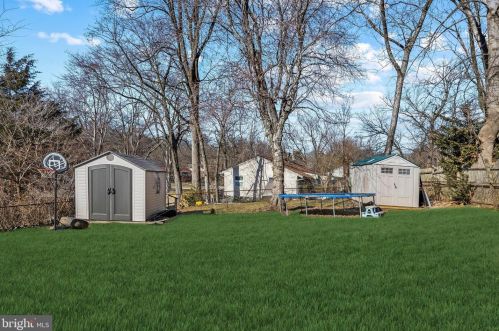 2711 Henderson Ave, Silver Spring MD 20902-1919 exterior