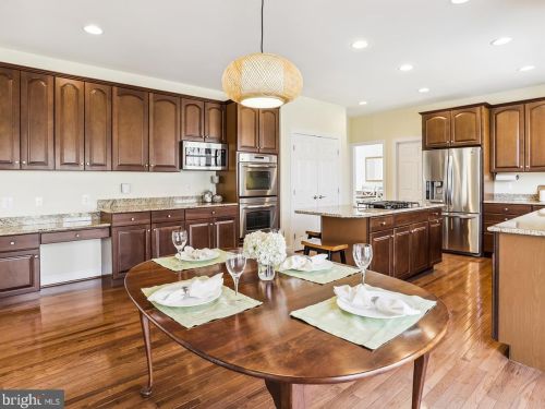 2900 Maiden Creek Ct, Davidsonville, MD 21035-1311