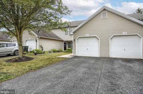 125 Partridge Cir, Carlisle PA  17013-8748 exterior