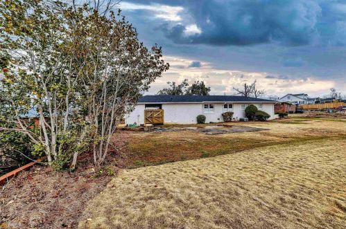 12 Waverly Cir, Newnan, GA 30263-2724