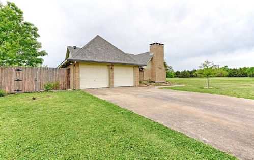 5404 Nevada Dr, Greenville, TX 75402-6106