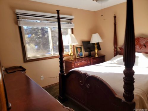 5705 Pagosa Way, Aurora CO 80015-3013 exterior