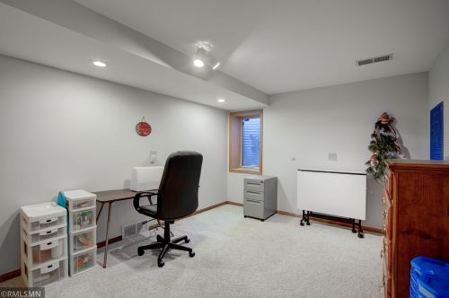 5869 Fernwood St, Saint Paul MN  55126-8405 exterior