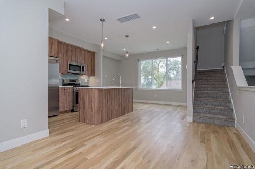 5155 10th Ave, Denver CO  80204-2815 exterior