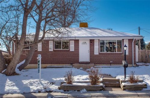 3240 Radcliff Dr, Englewood CO  80110-5237 exterior