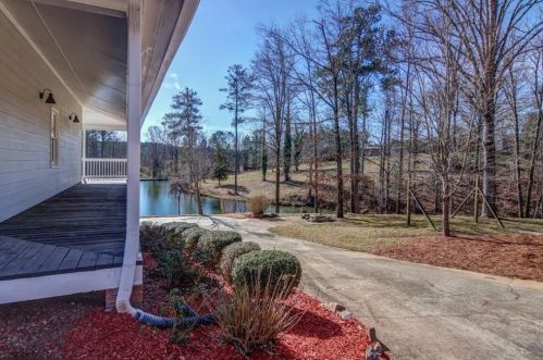 2560 Scheaffer Rd, Conyers GA  30012-2608 exterior