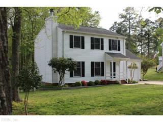 104 Brook Ln, Yorktown, VA 23692-3414