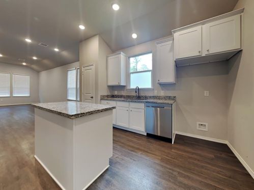 10734 Royal York Dr, Conroe TX  77303-2654 exterior