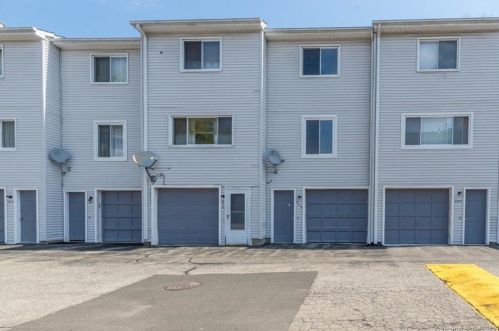 273 Derby Ave, Derby CT  06418-2080 exterior