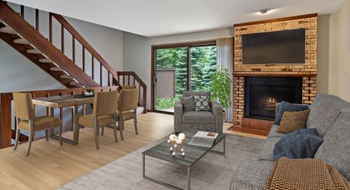 1517 Winnetka Rd, Glenview, IL 60025-1821