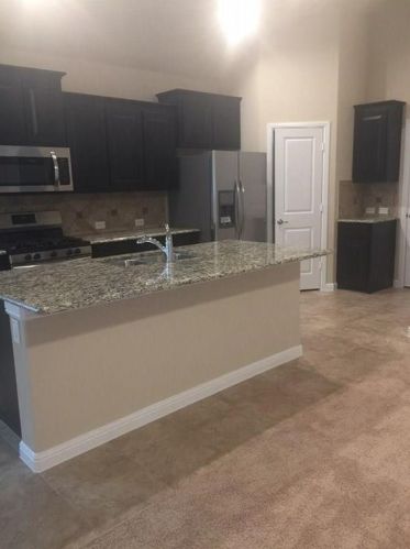 1212 Rebecca Ln, Fort Worth TX  76131-3225 exterior