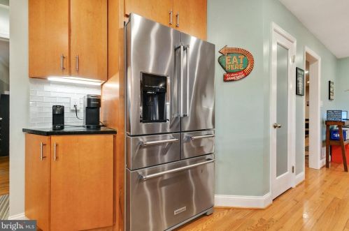 322 Northwest Dr, Silver Spring MD 20901-1431 exterior