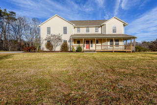 145 Hidden Cir, Mcghee Tyson Ang Base, TN 37777-3365