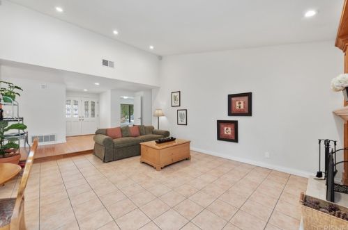 1755 Emory Ave, Simi Valley CA 93063-5005 exterior