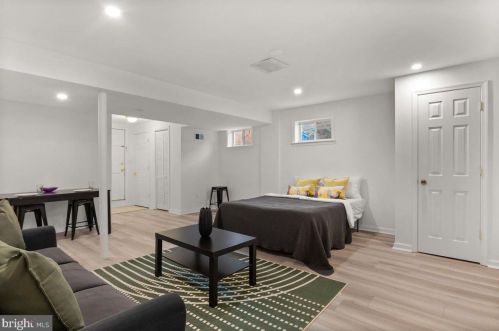 1603 Ballard St, Silver Spring MD 20910-2732 exterior