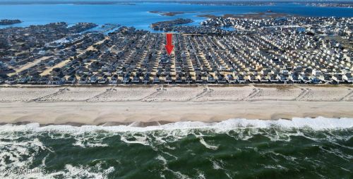 31 Crane Way, Lavallette NJ 08735-1306 exterior