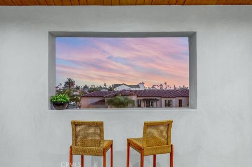 605 12th St, Huntington Beach CA  92648-4035 exterior