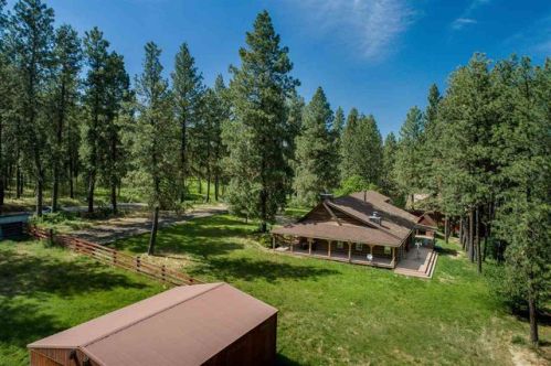 19611 Yale Rd, Spangle, WA 99031-9530