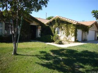 6717 Mission Grove Pkwy, Riverside, CA 92506-6514
