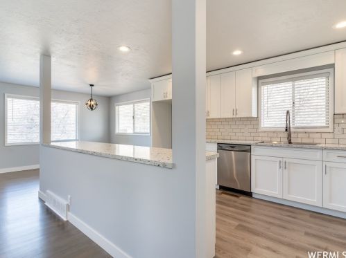 638 700, Perry UT 84302-1621 exterior