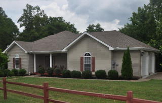 193 Eagle Crest Dr, Byrdstown, TN 38549-4675
