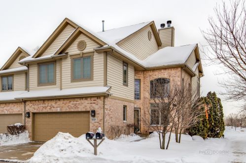 5131 Creek Dr, Western Springs, IL 60558-1756