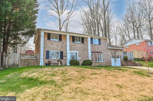 5617 Southampton Dr, Springfield, VA 22151-1612