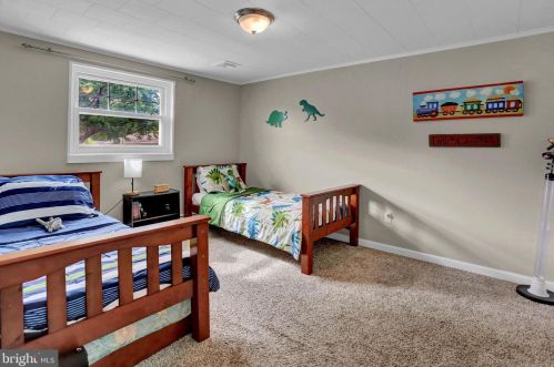 948 Walnut St, Hanover PA 17331-1523 exterior