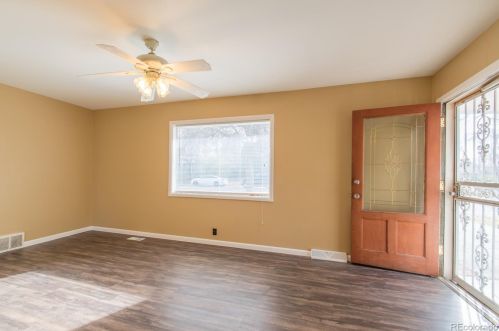 915 Moline St, Denver, CO 80010-4157