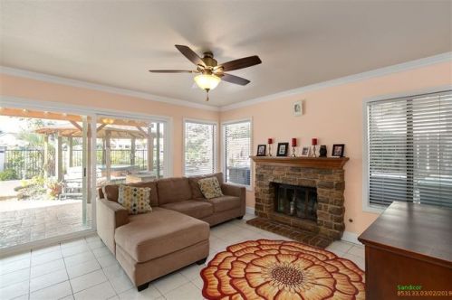 1677 Avenida Oceano, Oceanside, CA 92056-6930