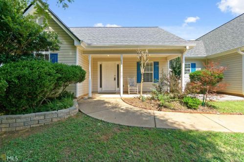800 Spicebush Path, Locust Grove, GA 30248-3179