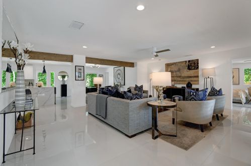 722 Chuckwalla Rd, Palm Springs, CA 92262-4723