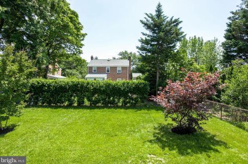 10015 Markham St, Silver Spring MD 20901-2233 exterior