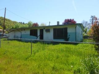 235 Fairacres Ln, Roseburg OR  97470-1017 exterior